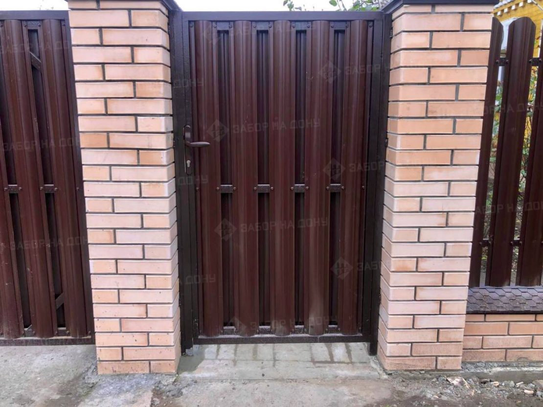 Калитка из евроштакетника  в Нахабино